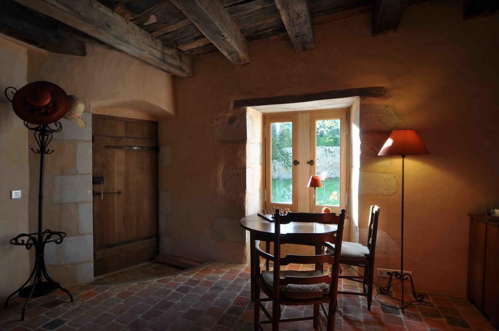 Domaine Du Ris De Feu Chambres D'Hotes De Charme Chalais  Экстерьер фото